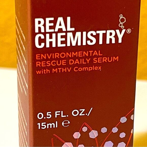 Real CHEMISTRY Environmental Rescue Daily Serum w/ MTHV Complex Full Size - Picture 12 of 16